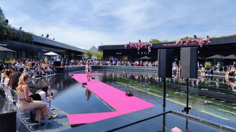 Installation de scène pour défilé de mode à Lyon