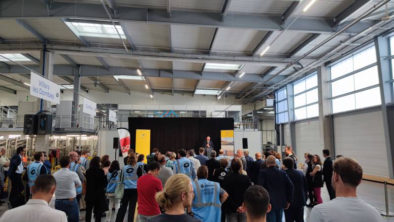 Inauguration avec la sonorisation d'une discours sur Villeurbanne