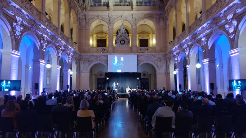 Prestation de sonorisation, vidéo, captation et éclairage pour séminaire en Auvergne Rhônes-Alpes