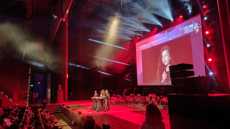 Prestation technique éclairage et vidéo de remise de diplôme en Auvergne Rhône-Alpes
