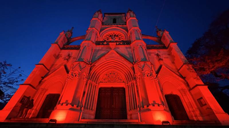 Mise en lumière architectural extérieur pour un hommage à Genève