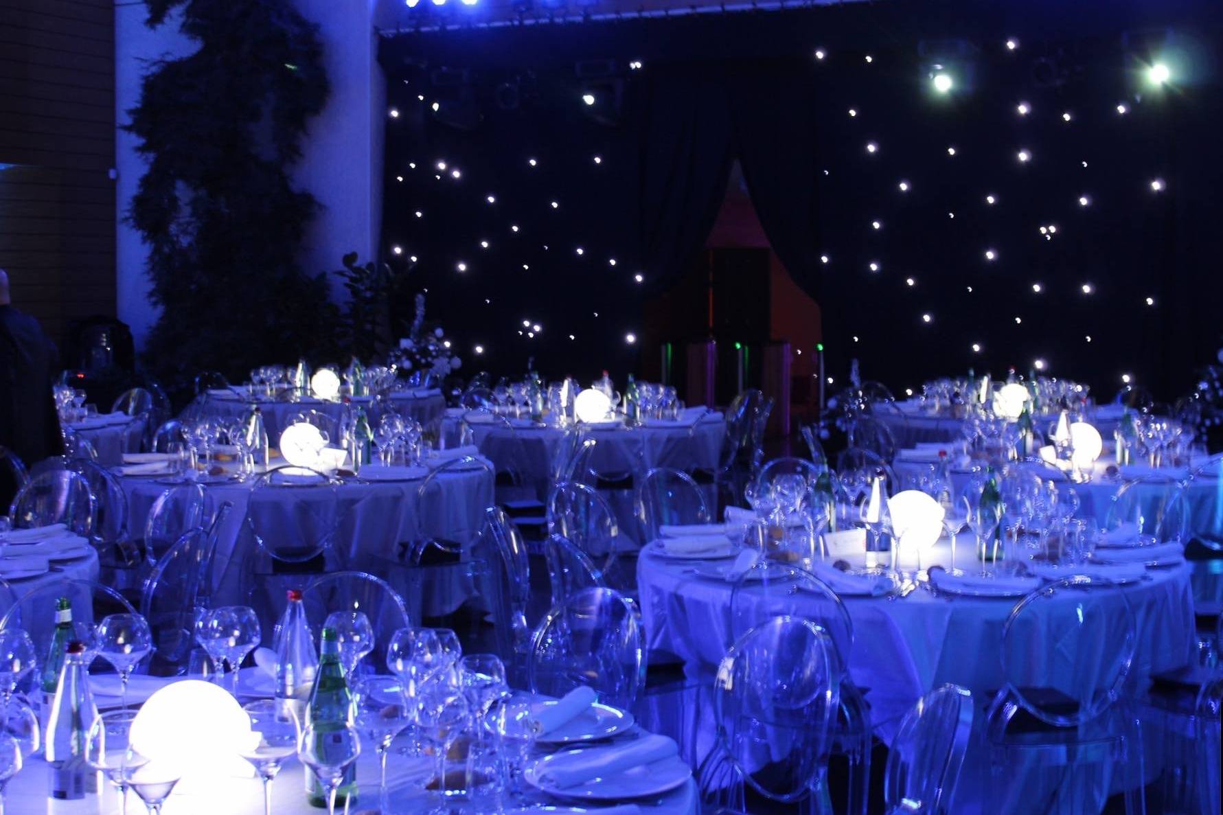 Ambiance lumineuse diner de gala Lyon