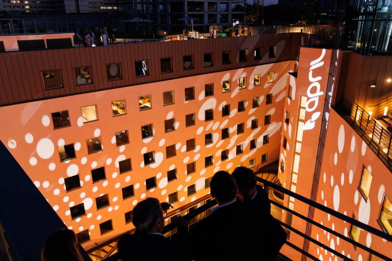 Installation audiovisuelle pour l'inauguration du nouveau siège social d'April à Lyon