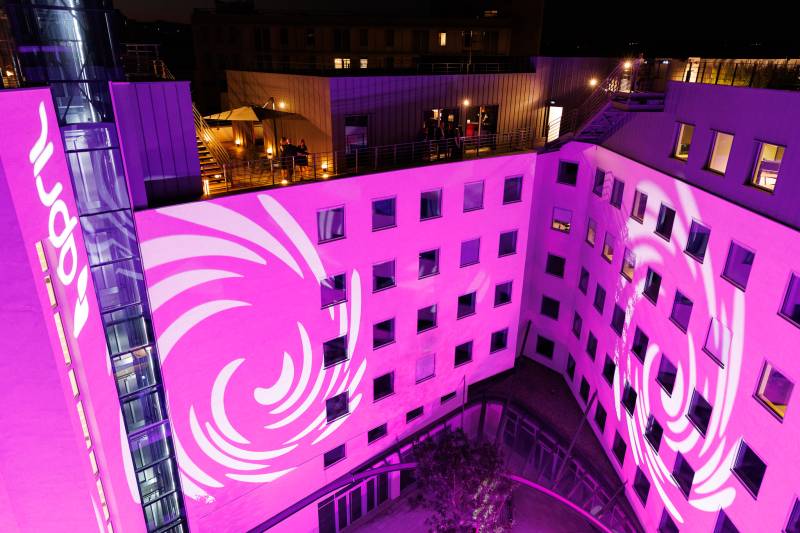 Installation audiovisuelle pour l'inauguration du nouveau siège social d'April à Lyon