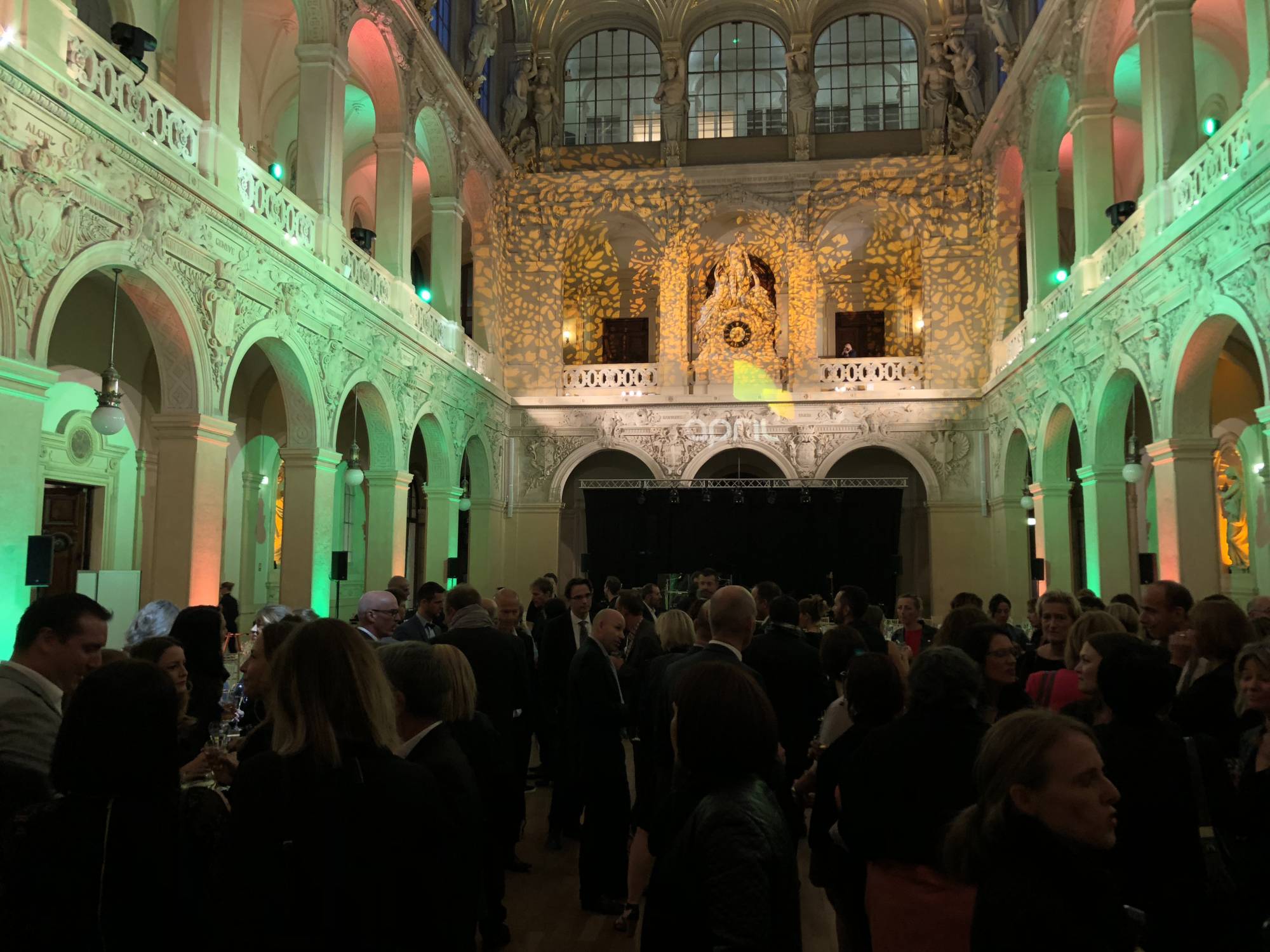 Location lumière pour soirée privée à Lyon