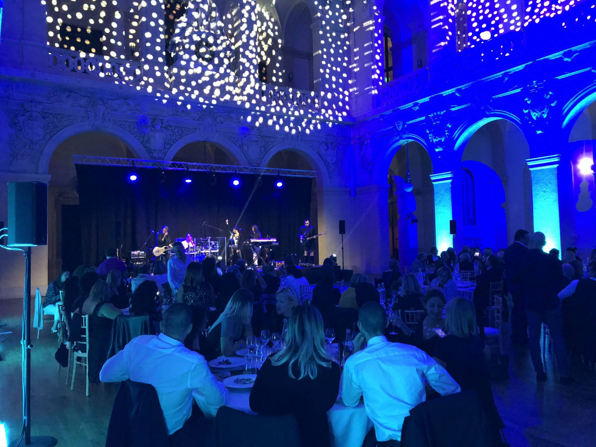 Prestataire technique pour la société APRIL pour événement professionnel au Palais de la Bourse à Lyon 2