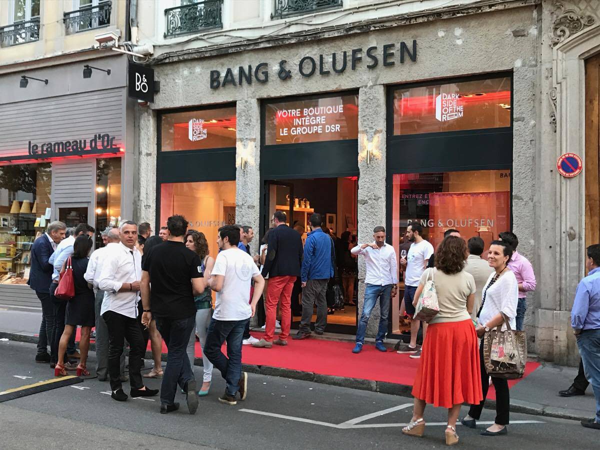 pose de moquette pour inauguration Lyon