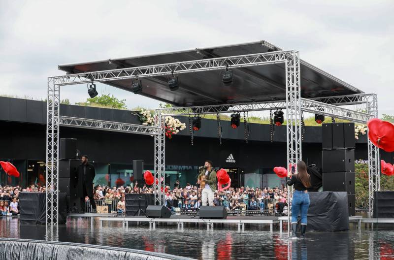 Prestation de sonorisation et éclairage pour le concert de Kendji Girac à Villefontaine