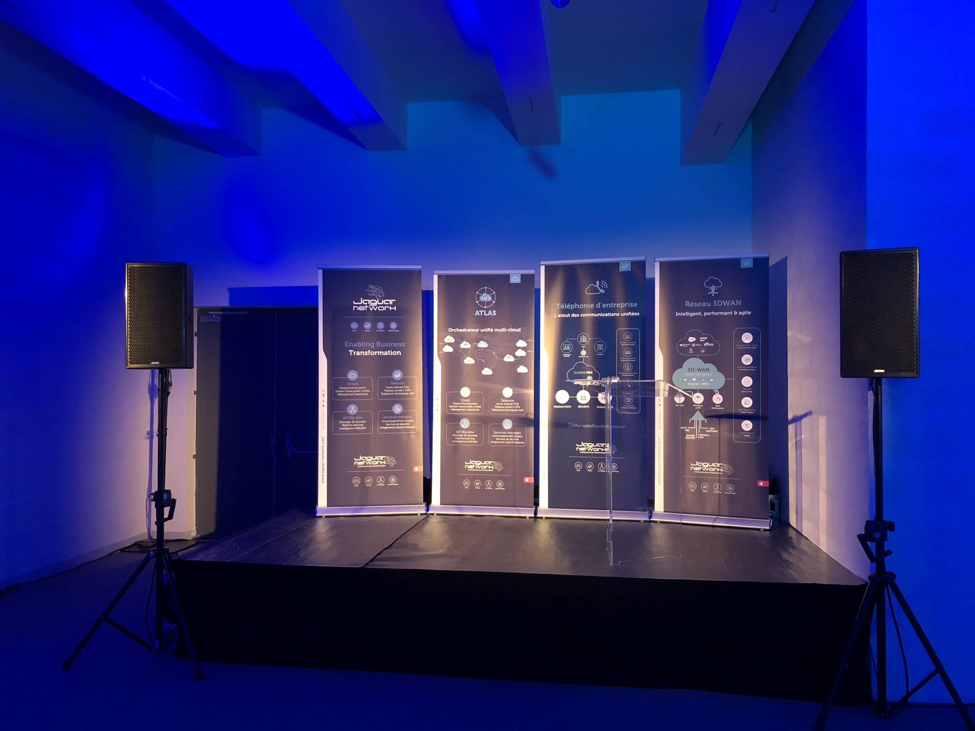 Location scène pour discours inaugural Datacenter Lyon L&Db