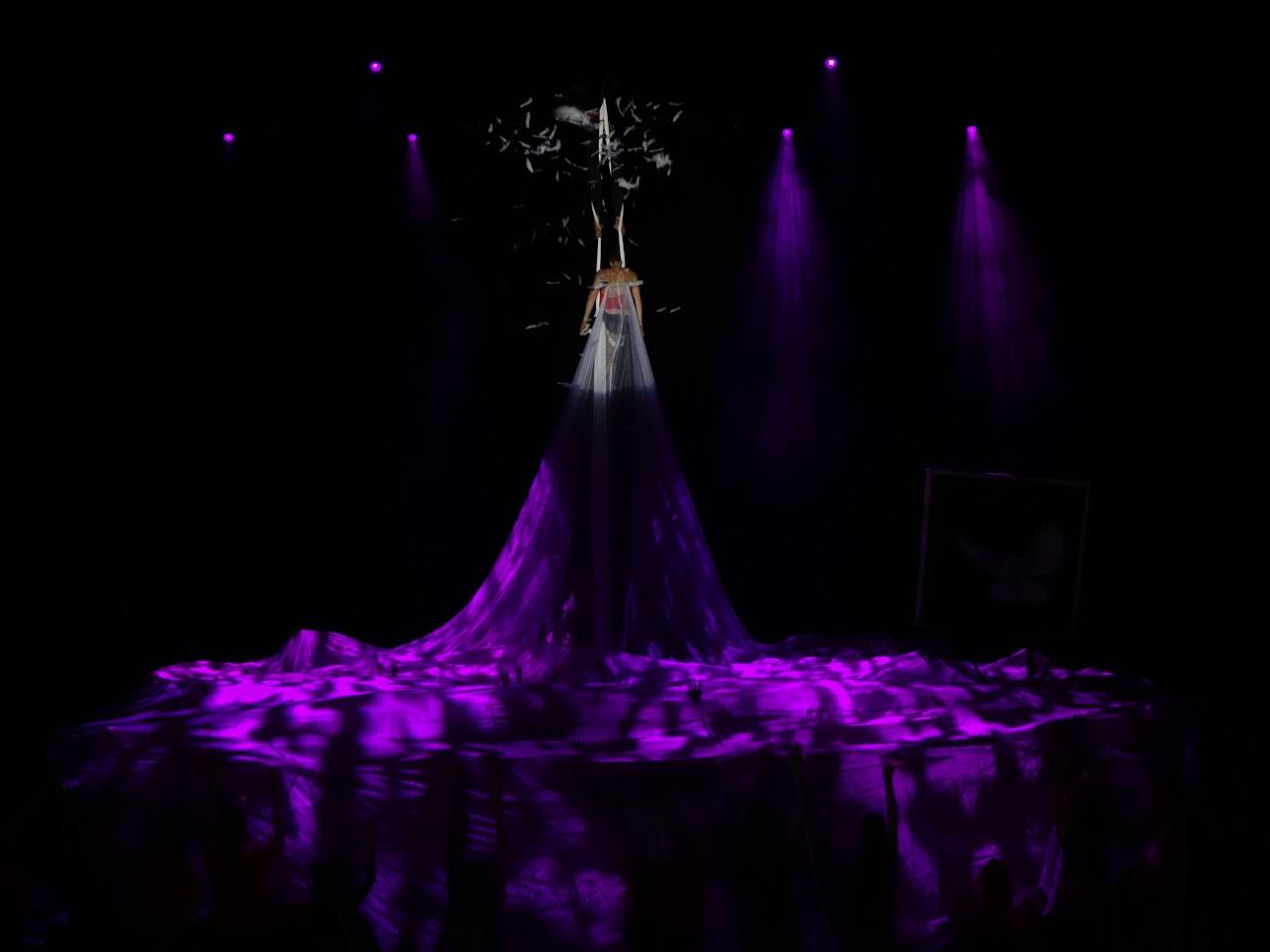 Location éclairage gala de danse Lyon