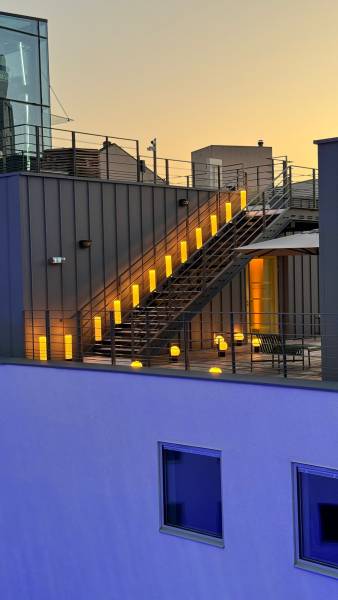 Installation audiovisuelle pour l'inauguration du nouveau siège social d'April à Lyon