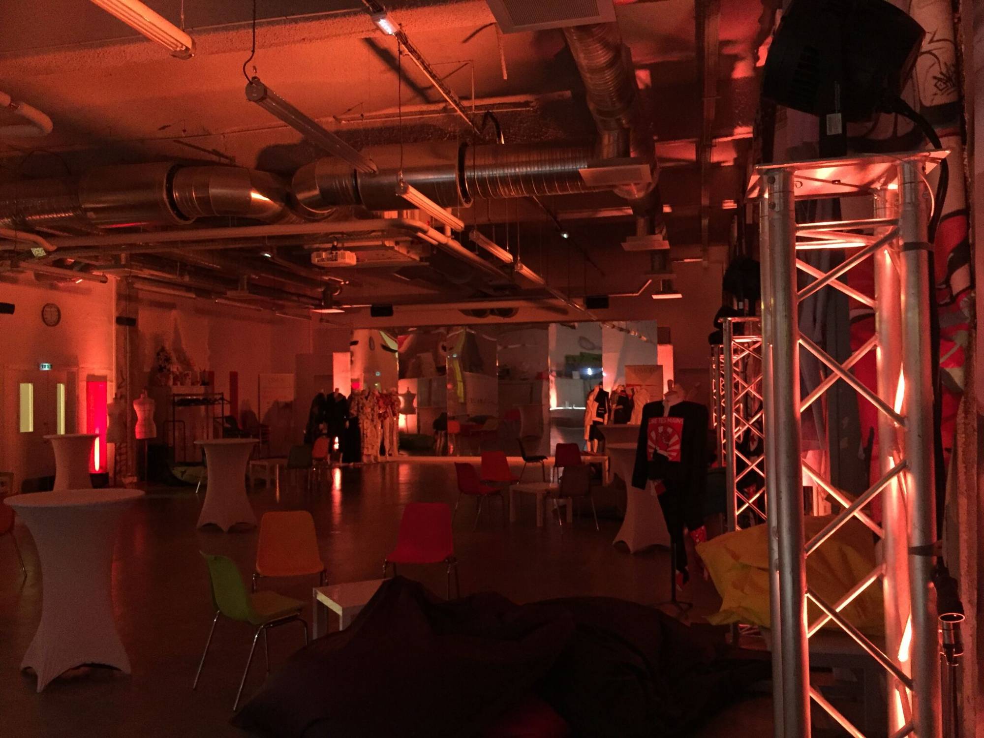Prestation lumière pour un  cocktail dinatoire à l’école de mode ESMOD ISEM Lyon
