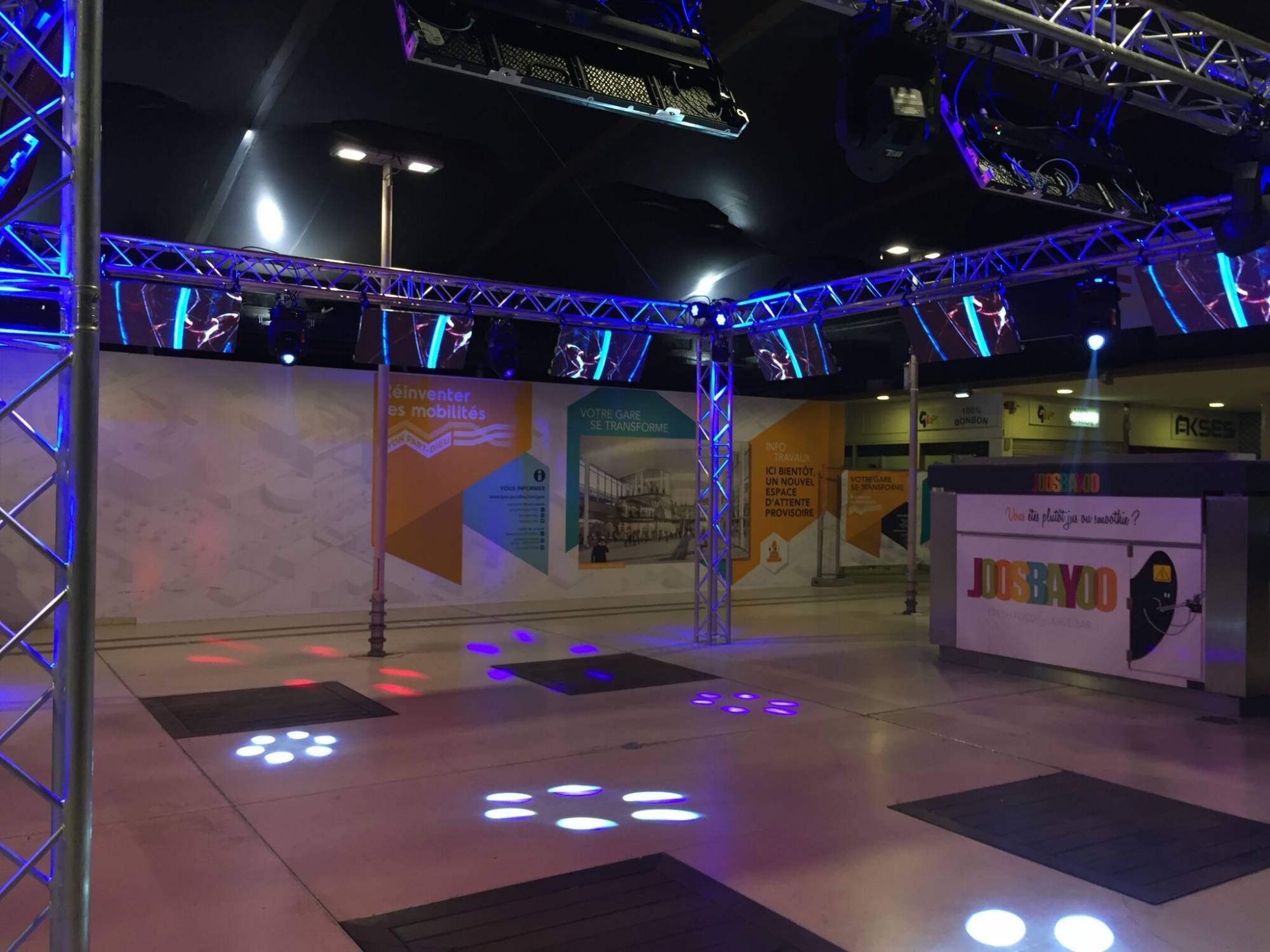 Fête des lumière à Lyon, illuminations de la Gare Part Dieu