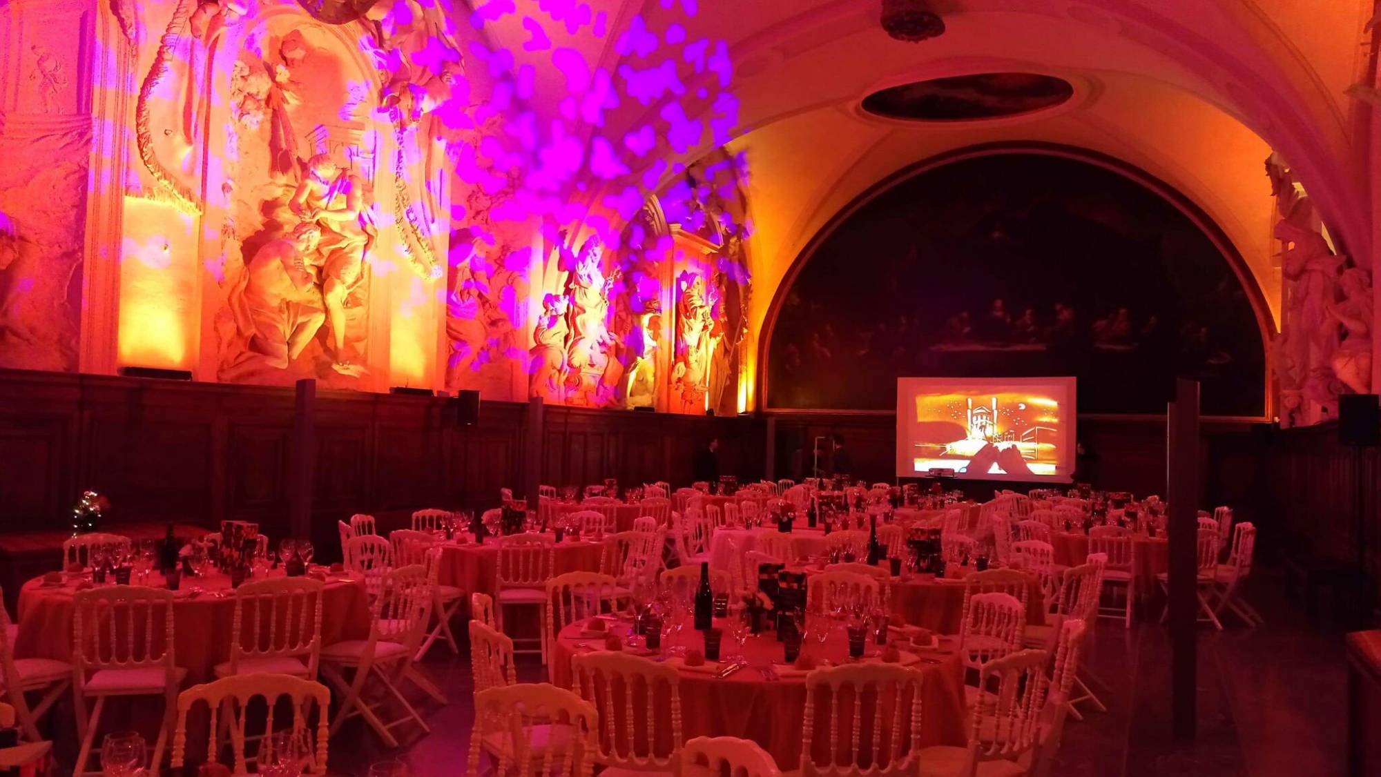 Diner de gala pour Sonepar, mise en lumière du repas