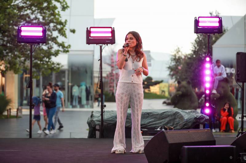 Prestation de sonorisation, éclairage et scène pour la Fête de la Musique en région Auvergne-Rhône-Alpes