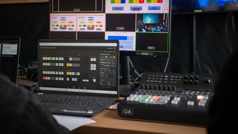 Prestation captation multicaméra professionnelle à Lyon : dynamiser votre événement d'entreprise en streaming live ou retransmission en direct