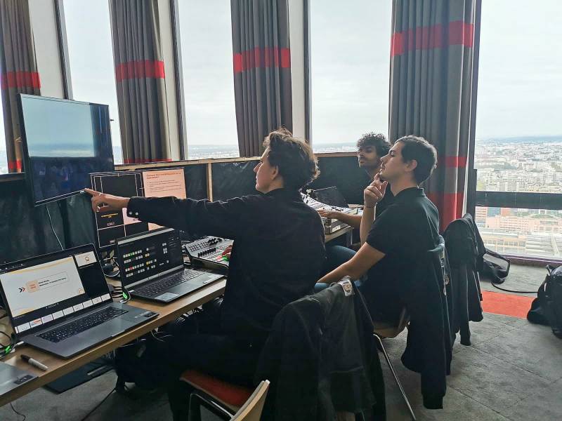 Prestataire son, lumière et vidéo pour un séminaire pharmaceutique au Radisson Blu Hôtel à Lyon 3 - Part Dieu