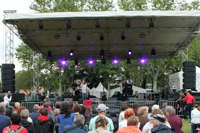 L&Db_Givors_Concert_Son_Lumière_Scène_Ecran LED