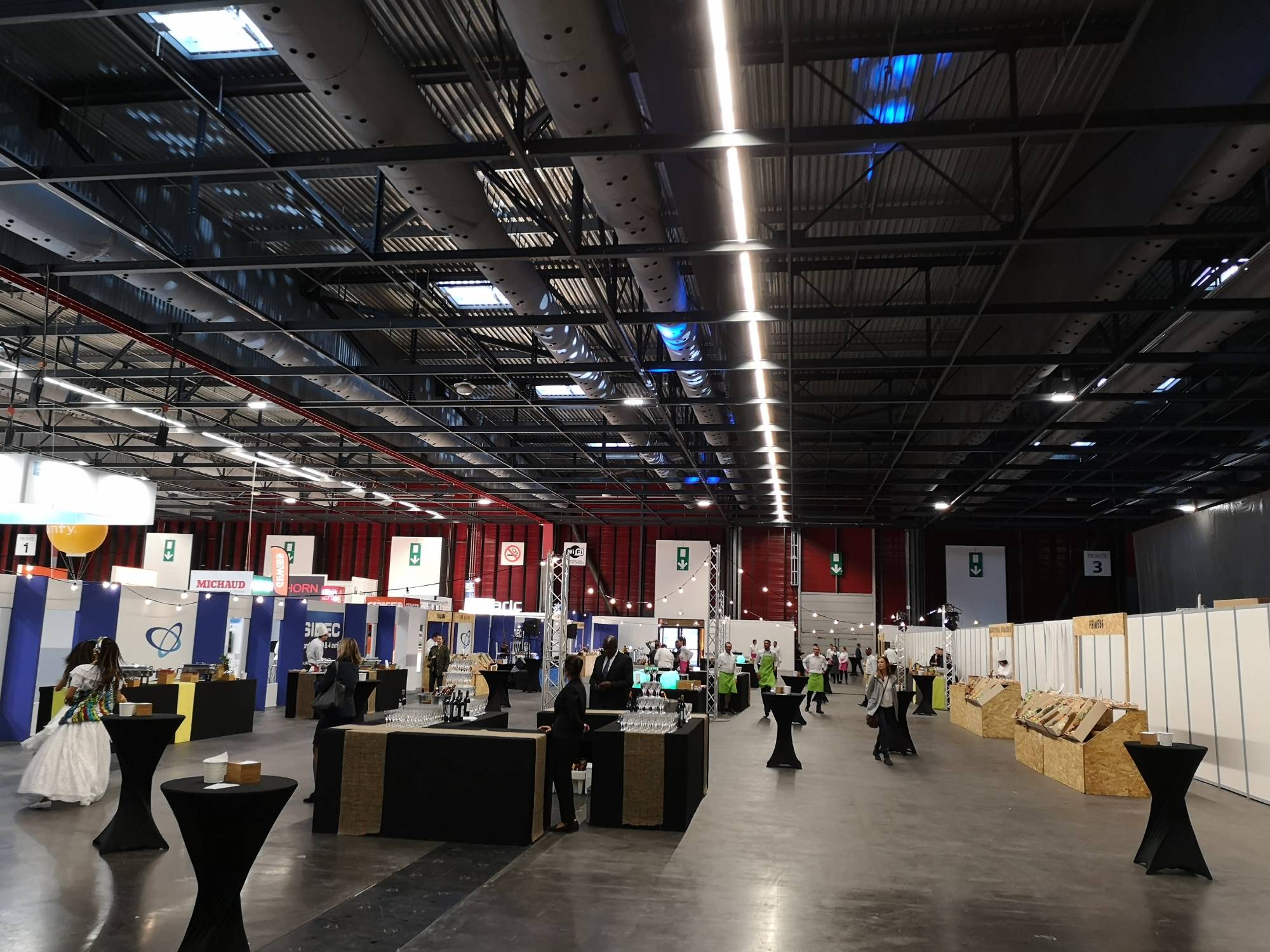 Distribution électrique pour salon SIDEC Bordeaux
