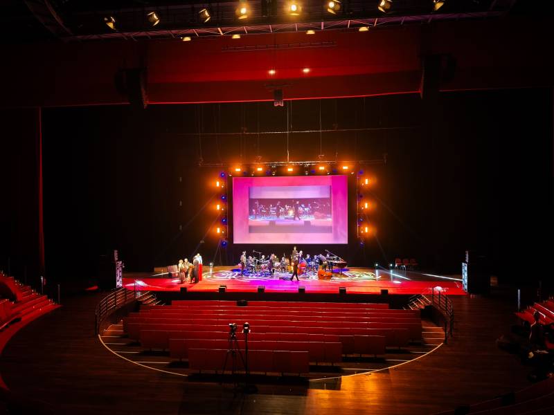 Créer une scénographie qui marque les esprits : comment jouer avec les émotions ?