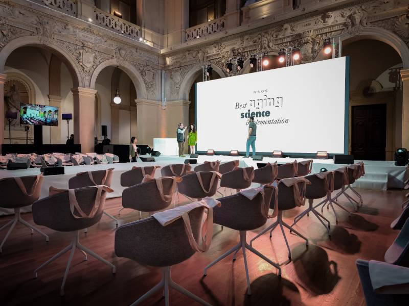 Prestation captation vidéo avec retransmission sur un écran géant led au Palais de la Bourse à Lyon