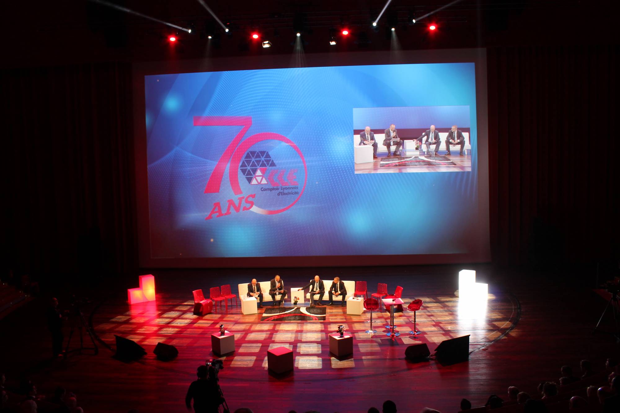 Prestation éclairage de convention salle 3000 Lyon