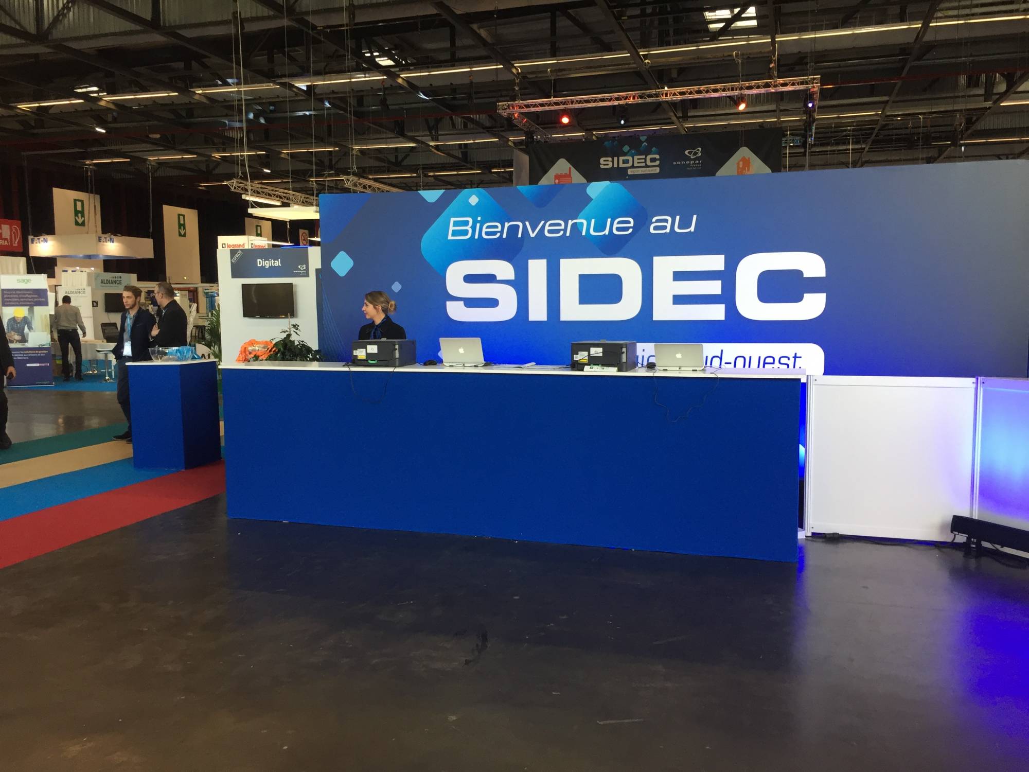 Prestation de Mise en lumière pour salon à Lyon