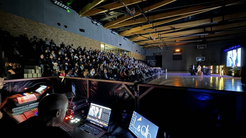 Confiez la sonorisation et l’éclairage d’un événement d’entreprise à Chambéry à un prestataire technique expérimenté comme L&Db