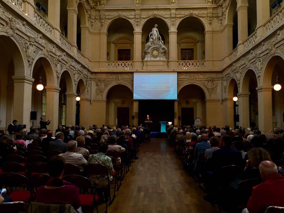 Installation sonorisation Palais de la bourse à lyon à la salle de la corbeille