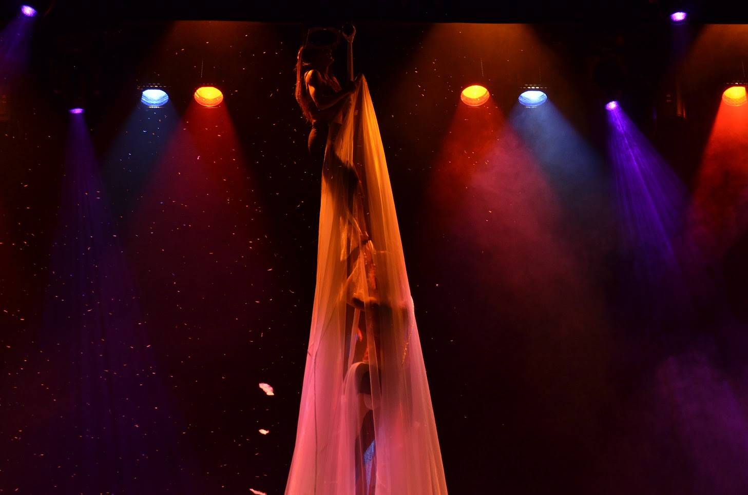 création lumière pour gala de danse lyon