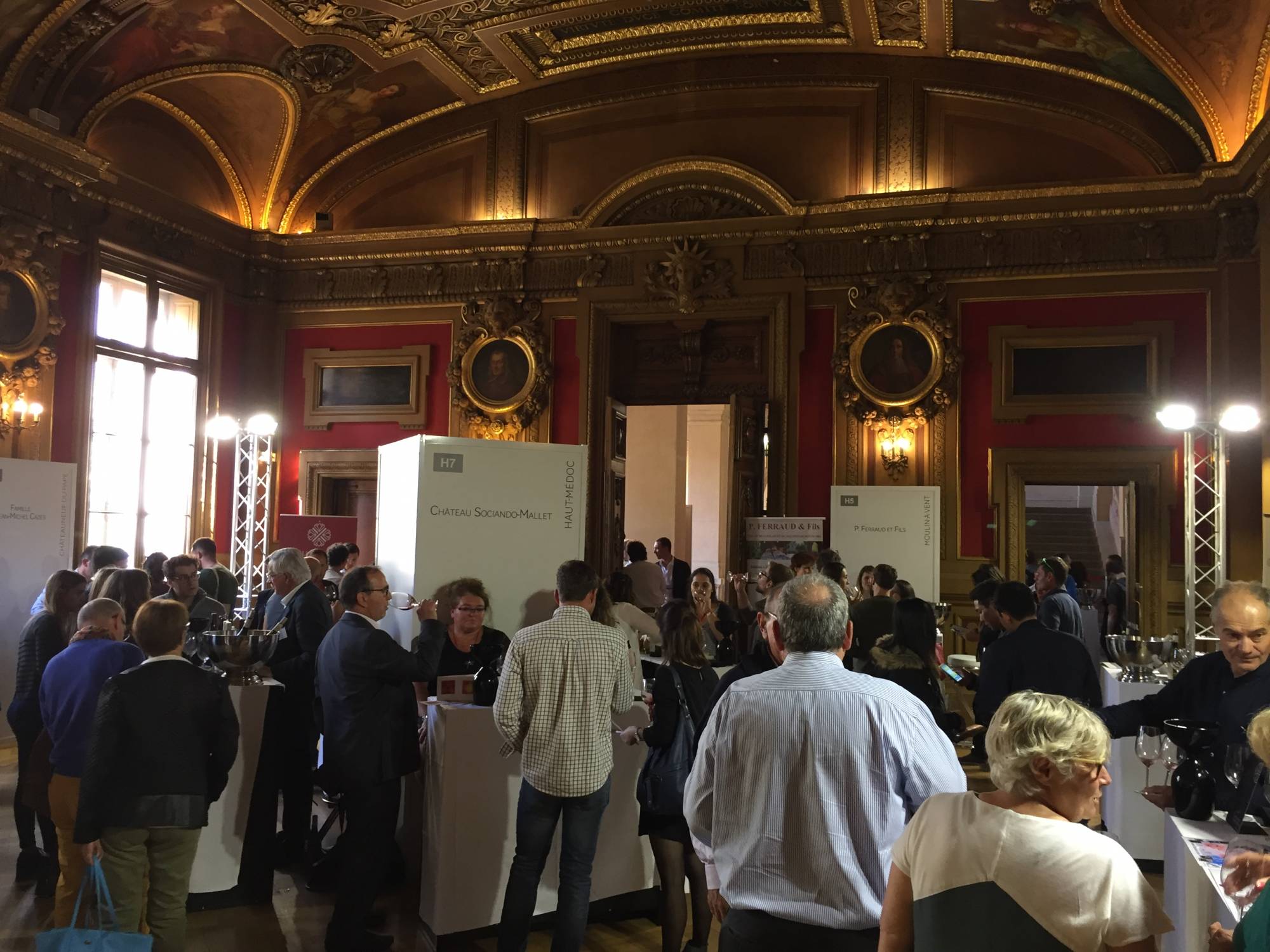 Sonorisation au Palais de la Bourse pour salon à Lyon
