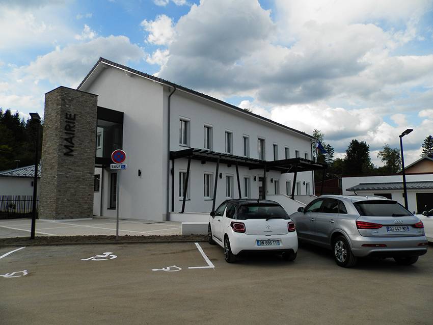 Programmation éclairage de façade mairie de groissiat