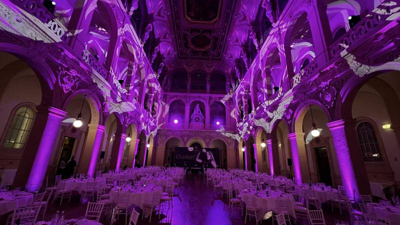 Mise en lumière pour diner de gala en Auvergne Rhône Alpes