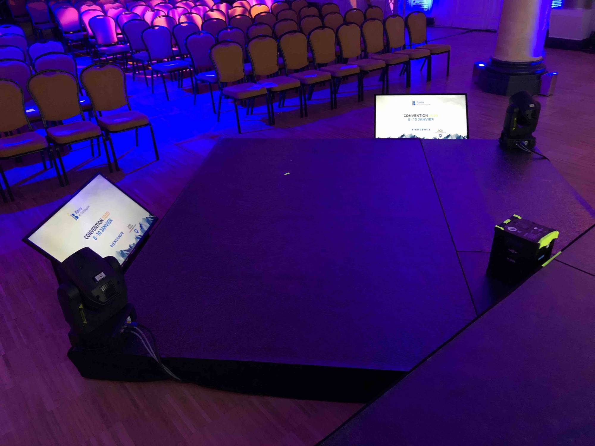 Pose scène forme diamant convention Bjorg Chamonix