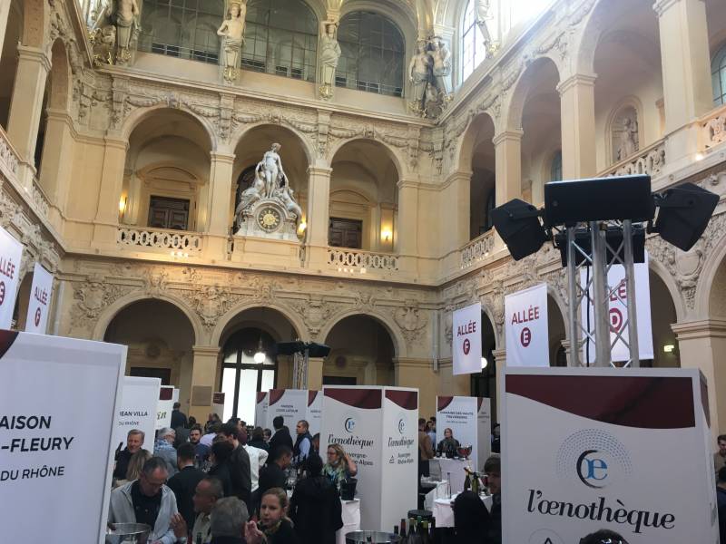 Prestataire technique pour salon du vin à Lyon