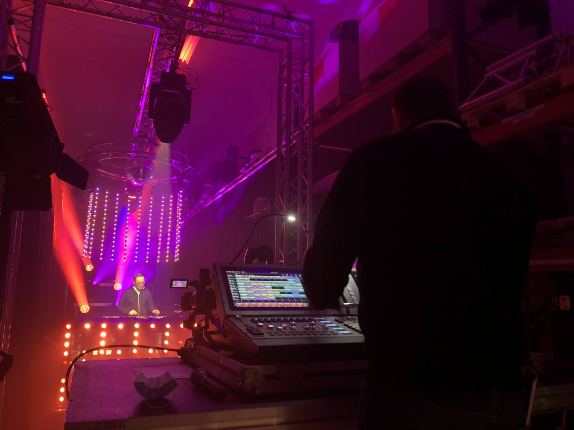 Prestation captation vidéo pour diffuser un événement virtuel en live / streaming à Lyon (69)