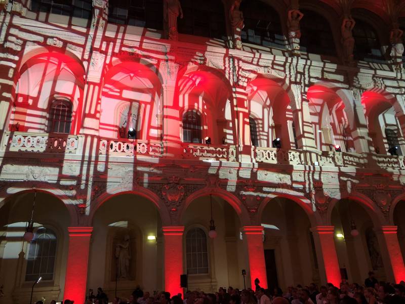 Création lumière pour soirée d'anniversaire d'entreprise à Lyon