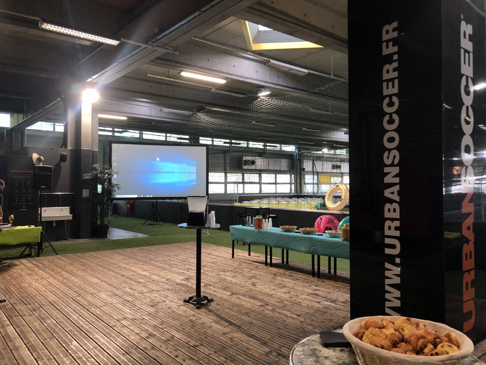 Location vidéo-projecteur  pour discours Lyon L&Db