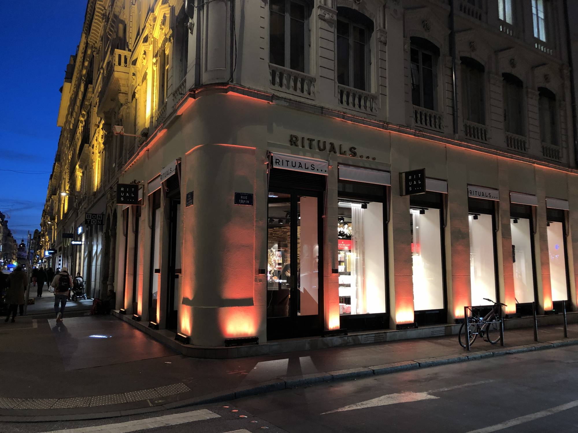 Location lumière et son pour l’inauguration de la nouvelle boutique Rituals rue président Edouard Herriot à Lyon 2