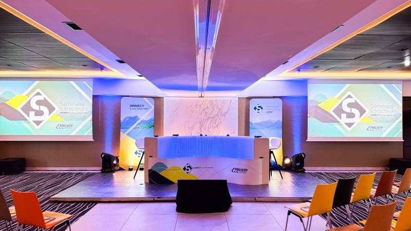 Prestation technique événementielle pour un séminaire d'entreprise à Annecy