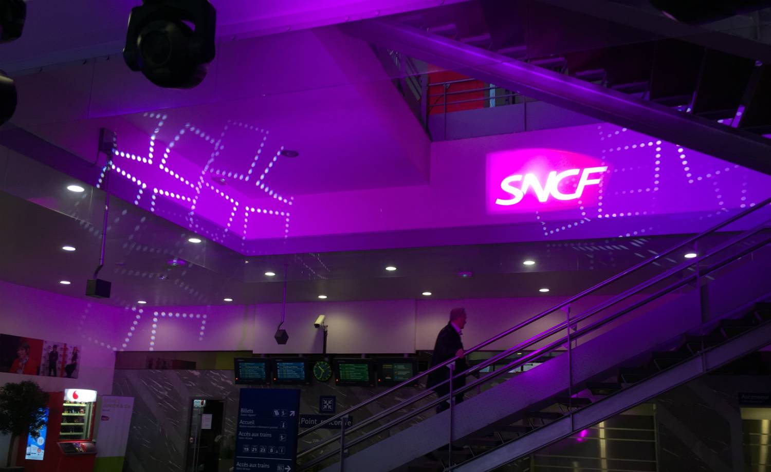 L&Db Projecteur Vidéo Fête des Lumières Gare Part Dieu à Lyon