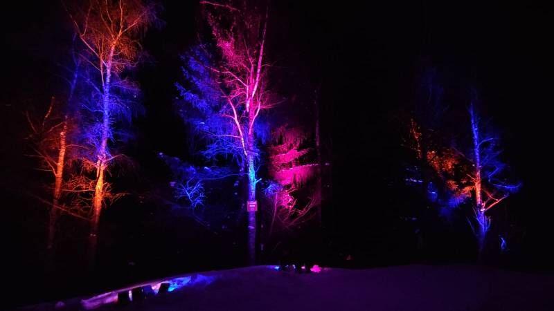 Réussir son événement d'entreprise à Annecy : le rôle clé de l'éclairage professionnel