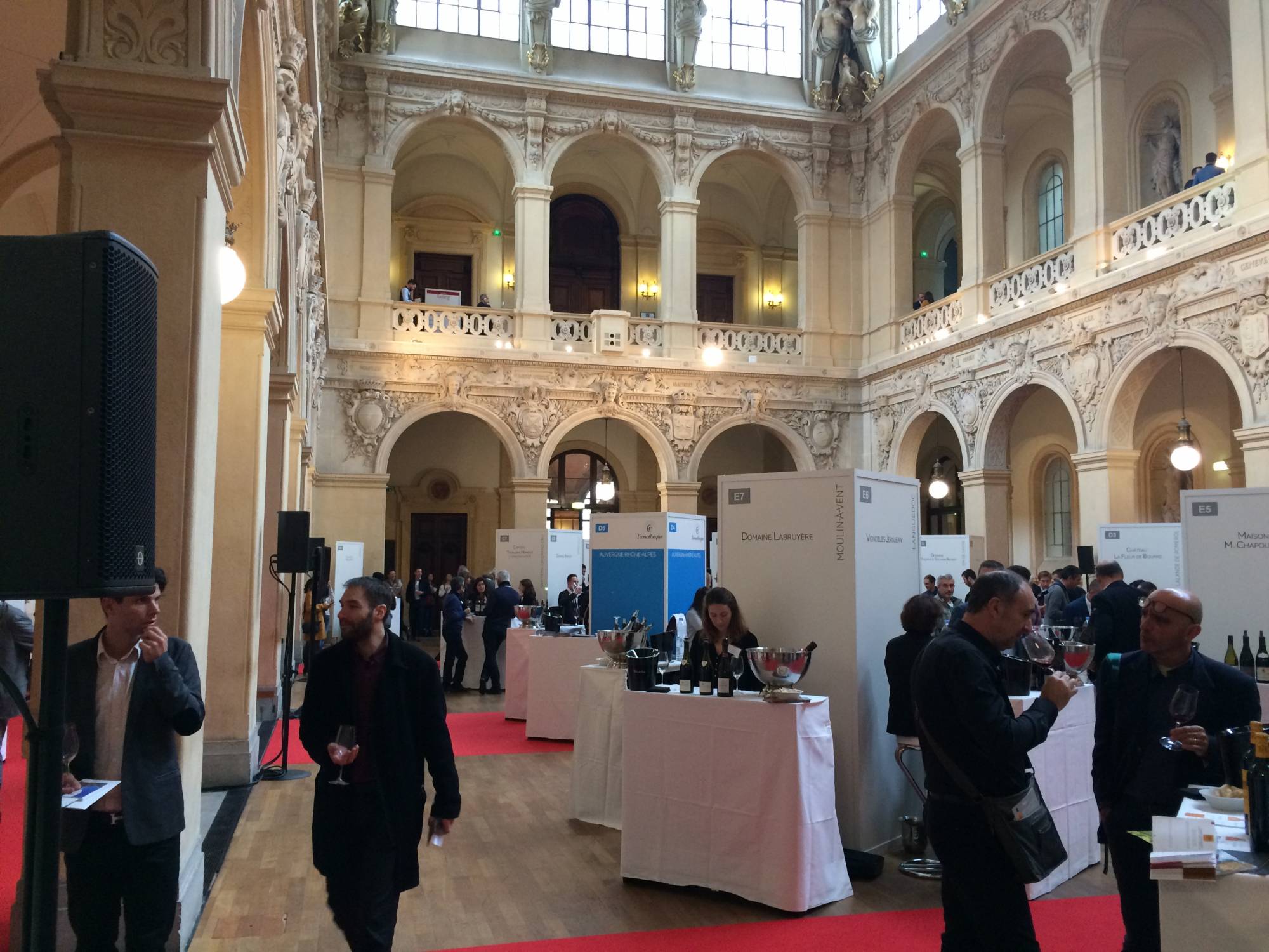 Location son salon du vins Palais de la Bourse