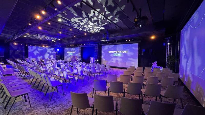 Prestataire technique événementiel à Paris : réussir vos événements d'entreprise avec des professionnels de l'audiovisuel son, lumière et vidéo