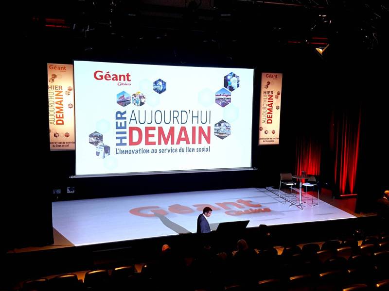 Séminaire d’entreprise à Paris : 7 raisons d’externaliser la partie technique et l’audiovisuel à un prestataire technique événementiel